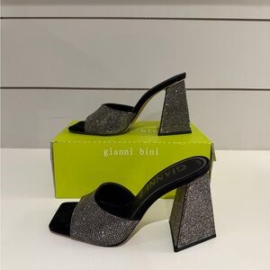 Gianni Bini Glittering Black and Silver Heels